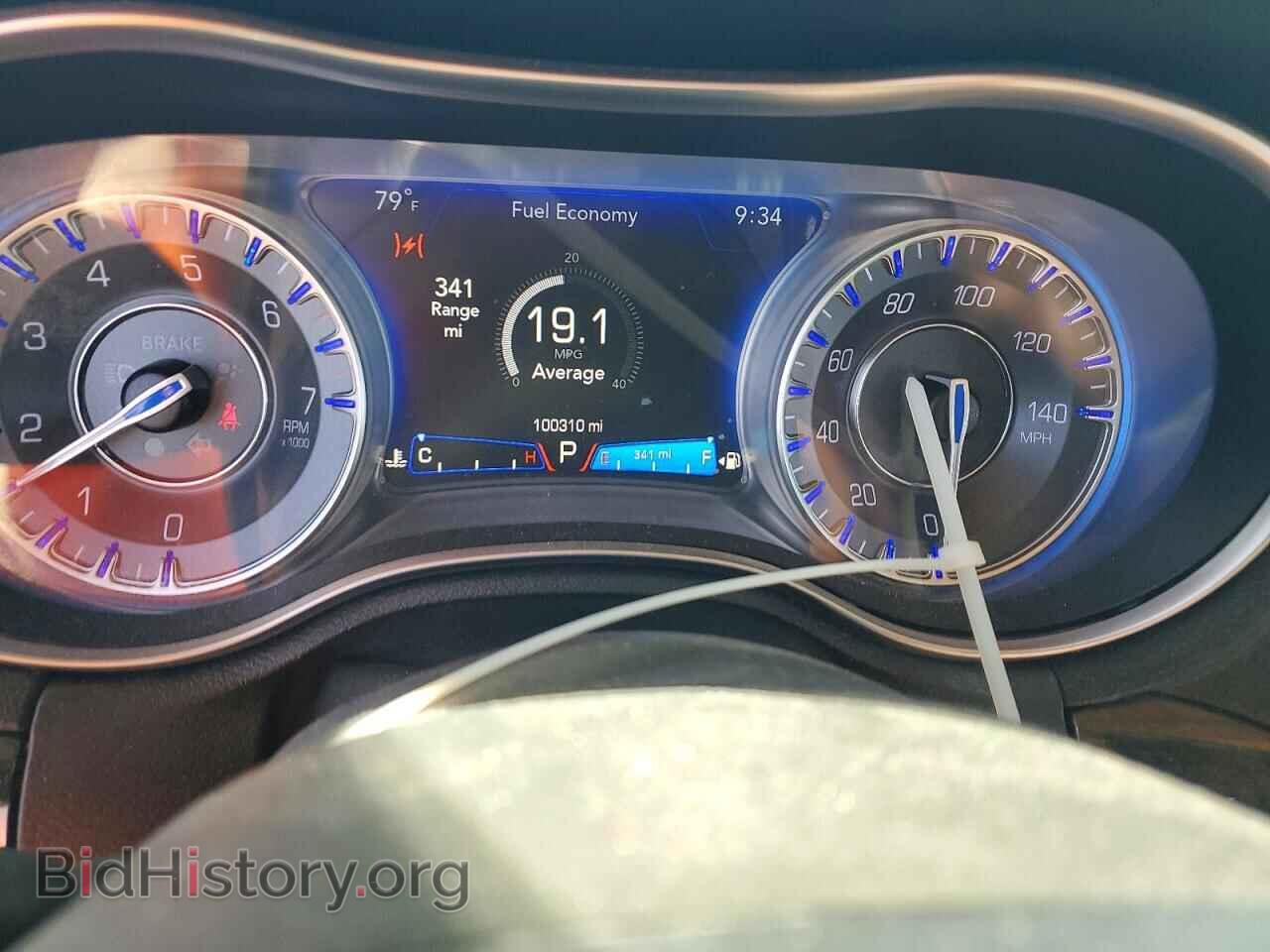 2018 CHRYSLER 300 - VIN: 2C3CCAEG9JH296475 - Фото 9