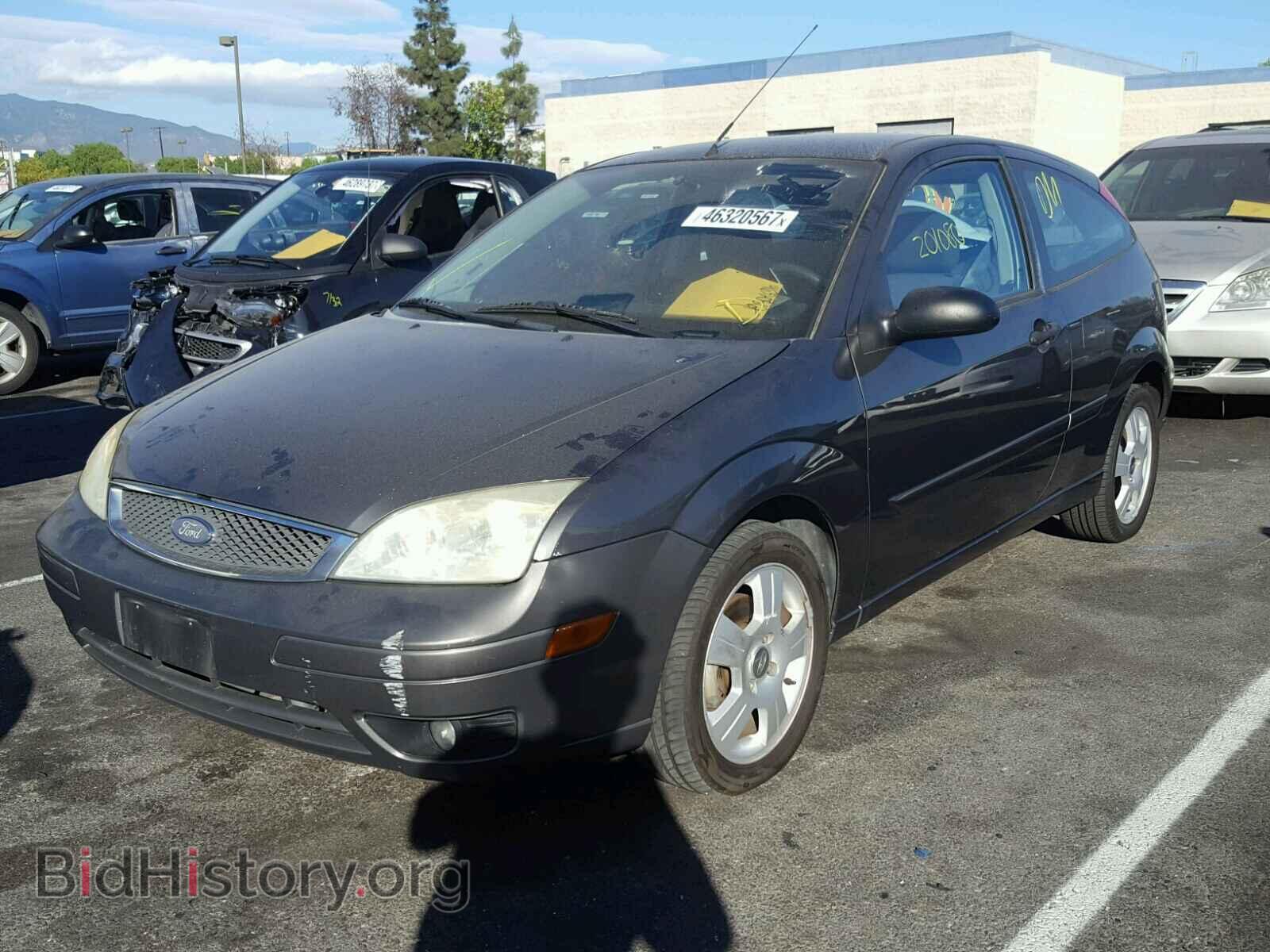 2005 FORD FOCUS - VIN: 3FAHP31N05R117052 - Фото 2