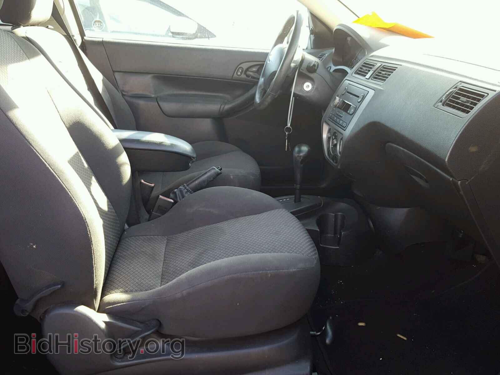 2005 FORD FOCUS - VIN: 3FAHP31N05R117052 - Фото 5