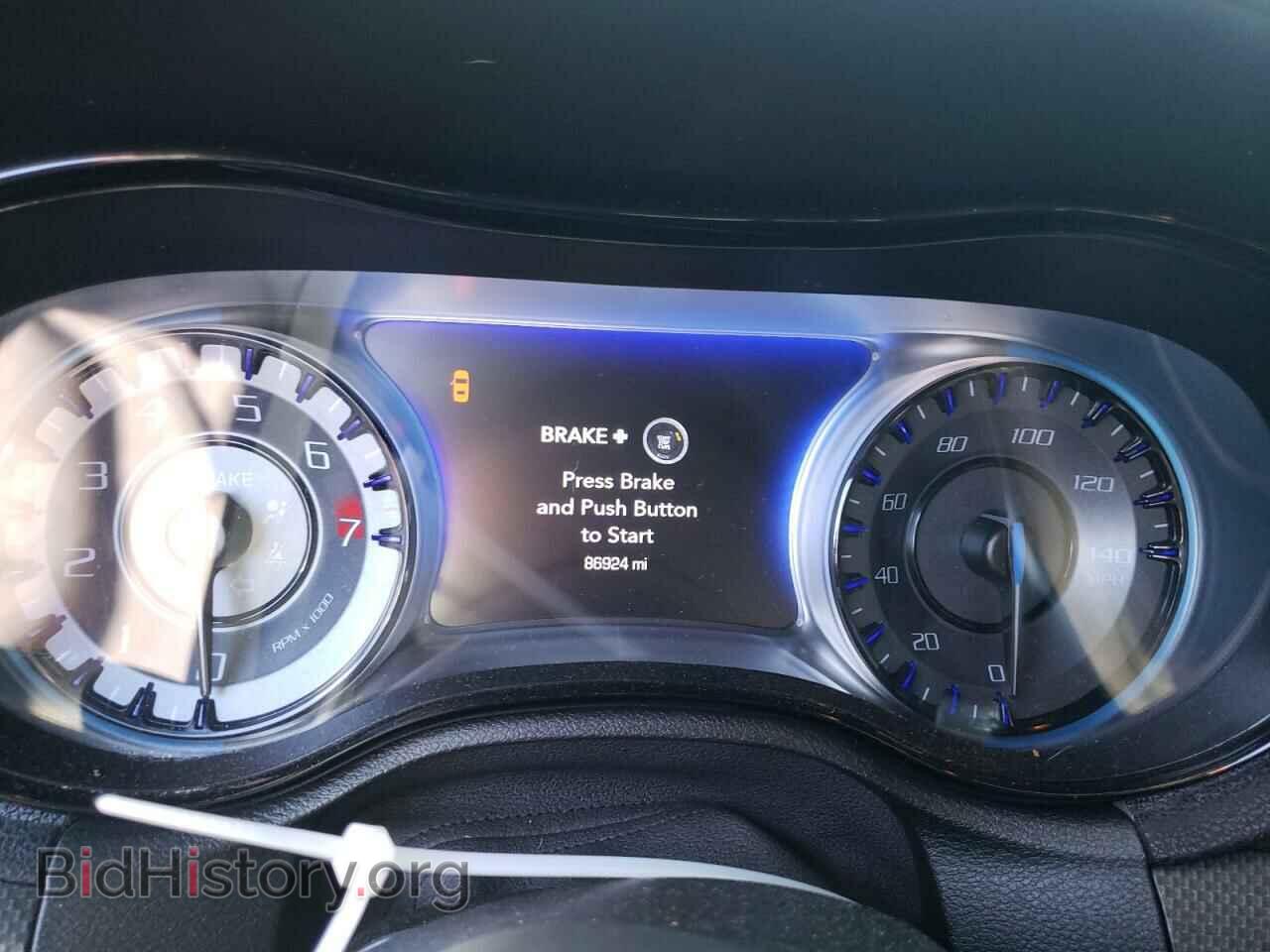 2016 CHRYSLER 300 - VIN: 2C3CCAGG9GH209177 - Photo 9