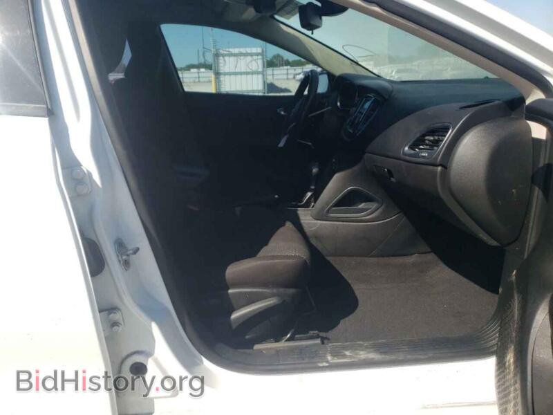 2016 Dodge DART (VIN 1C3CDFFA4GD821825) — photo 5 of 10
