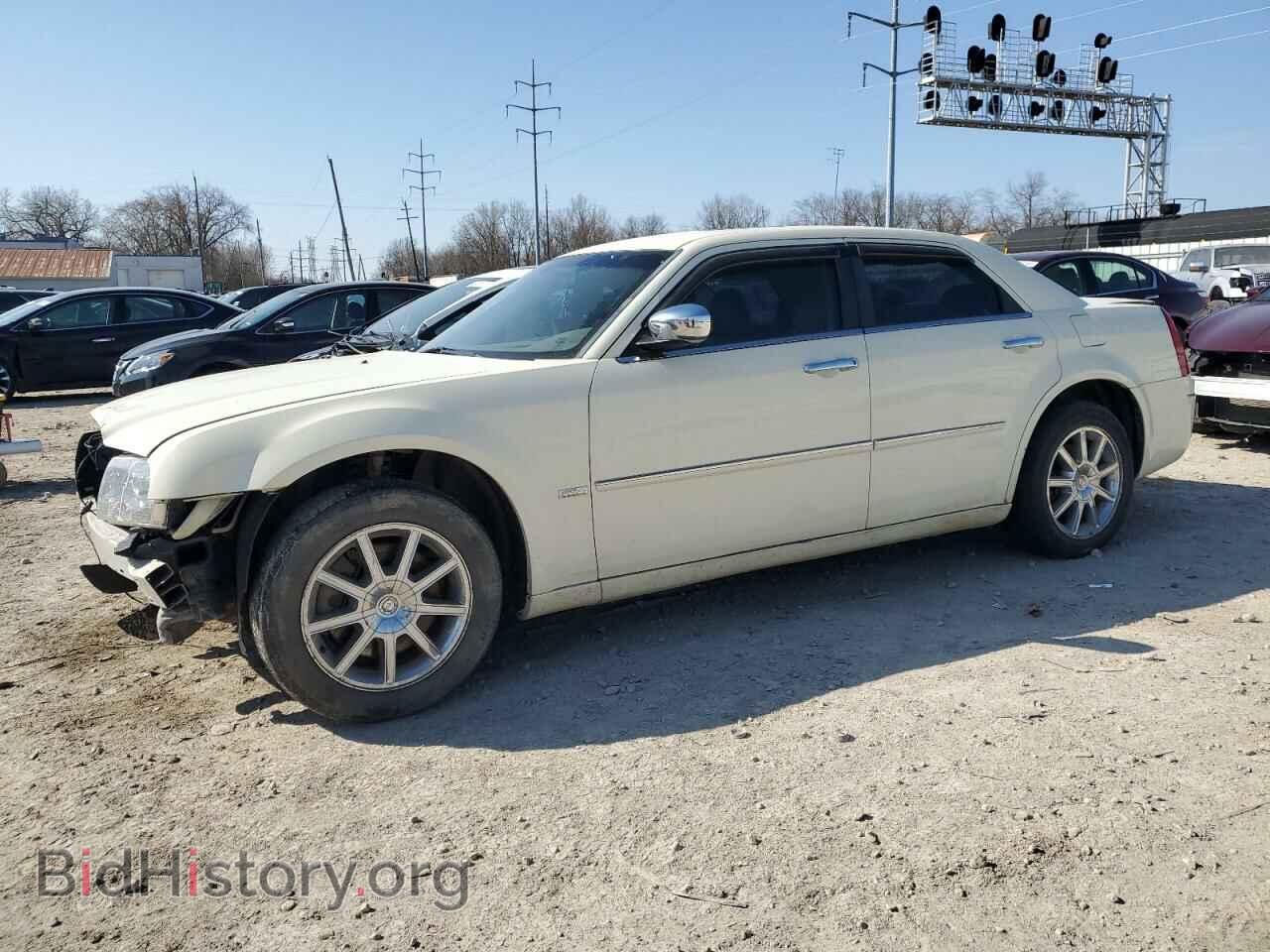 Photo 2C3CK5CV3AH331295 - CHRYSLER 300 2010