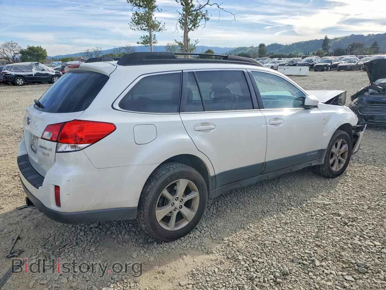 2014 SUBARU OUTBACK - VIN: 4S4BRBLC5E3237617 - Фото 3