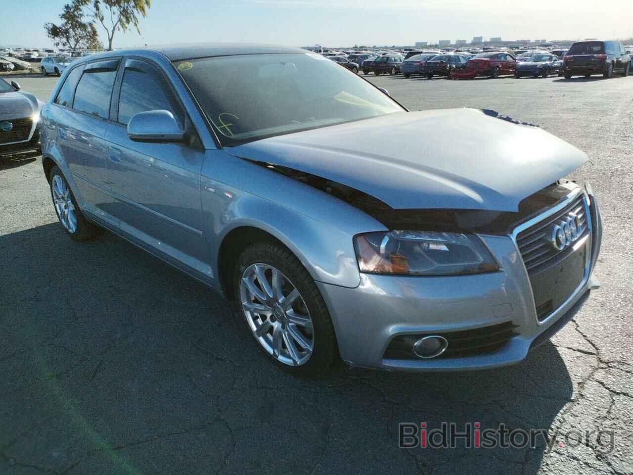 Фотография WAUKEAFM3AA037756 - AUDI A3 2010