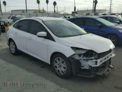 2012 Ford FOCUS Focus SE, белый — VIN 1FAHP3F25CL455850, Copart