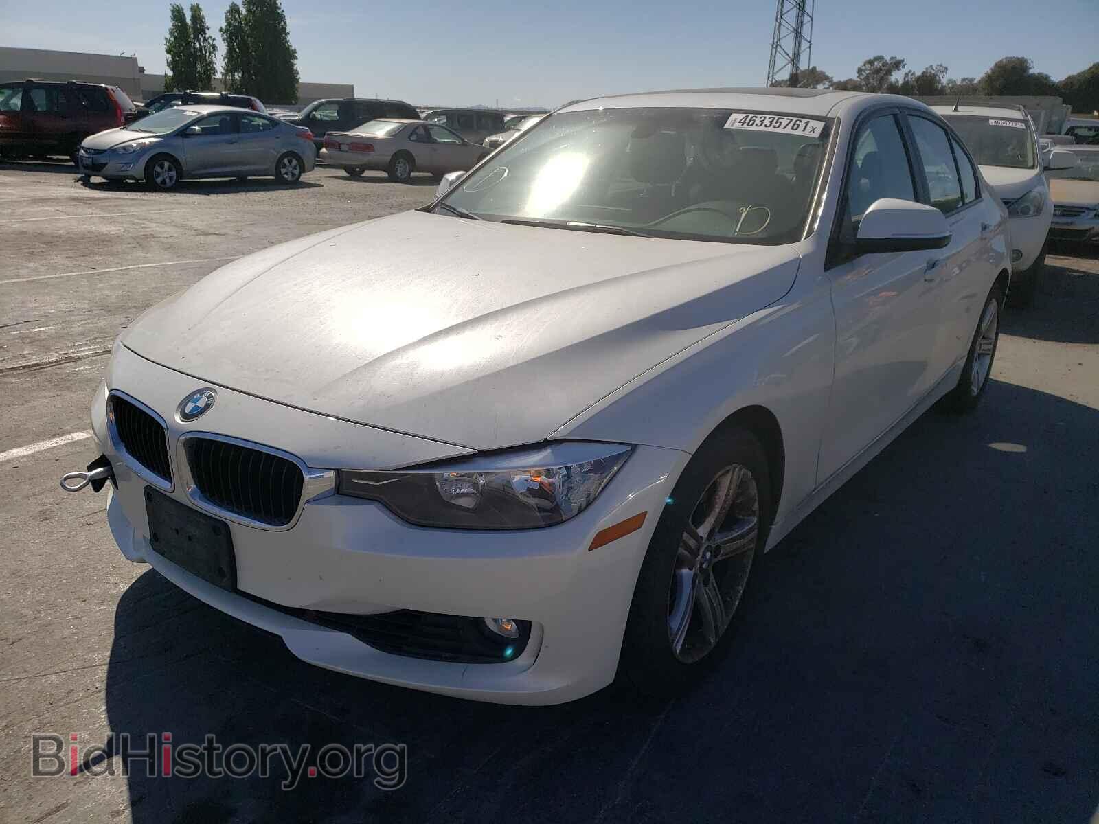 2013 BMW 3 SERIES - VIN: WBA3C1C59DF436704 - Фото 2
