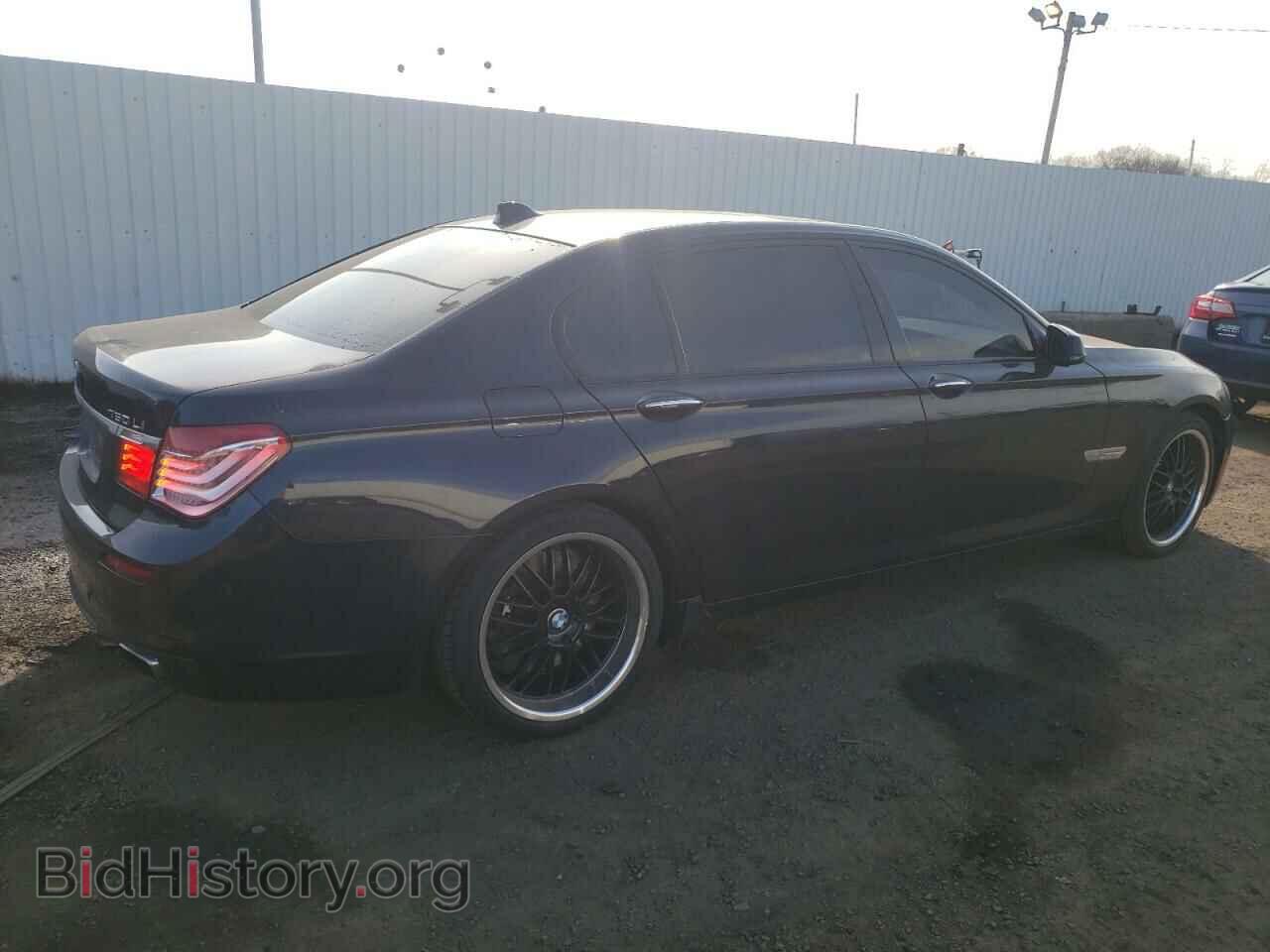 2011 BMW 7 SERIES - VIN: WBAKC8C55BC433642 - Фото 3