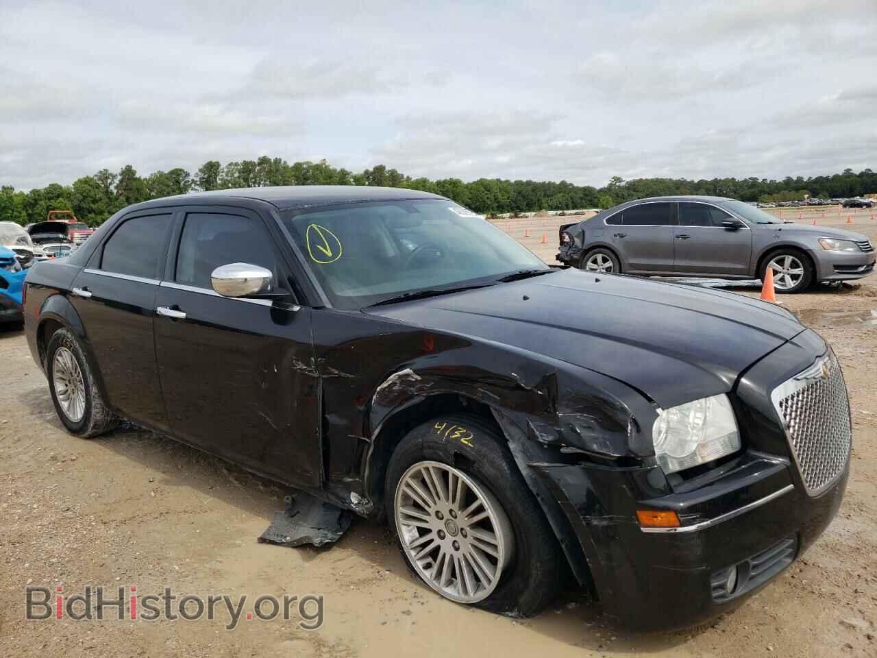 Photo 2C3CA4CD1AH114980 - CHRYSLER 300 2010