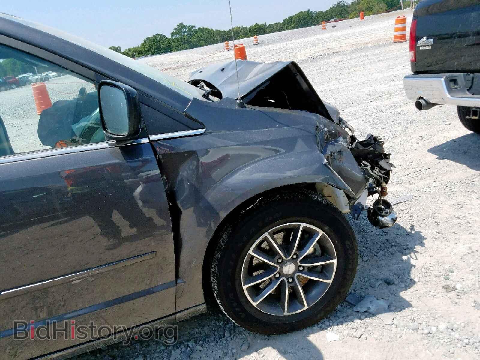 2017 DODGE GRAND CARA - VIN: 2C4RDGCG5HR856490 - Фото 9