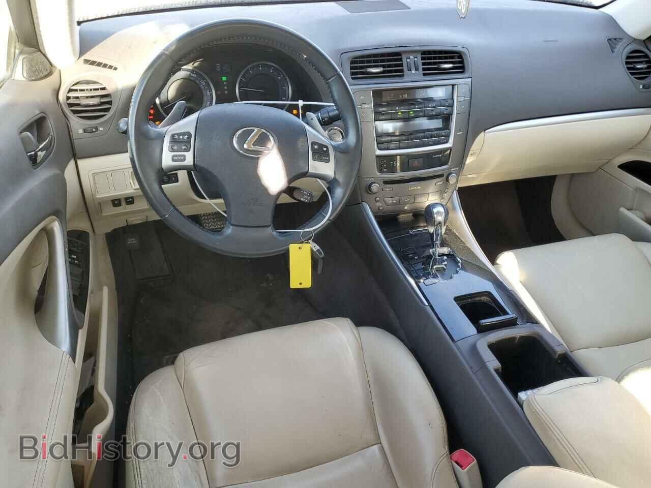 2011 LEXUS IS - VIN: JTHBF5C28B5149178 - Photo 8