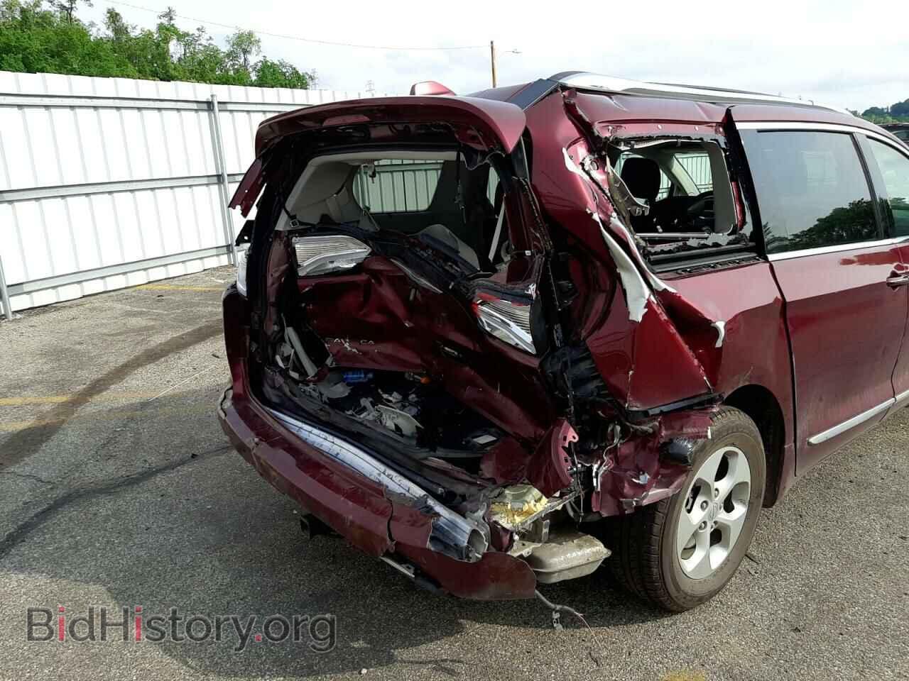 2017 CHRYSLER PACIFICA - VIN: 2C4RC1EGXHR835843 - Photo 9