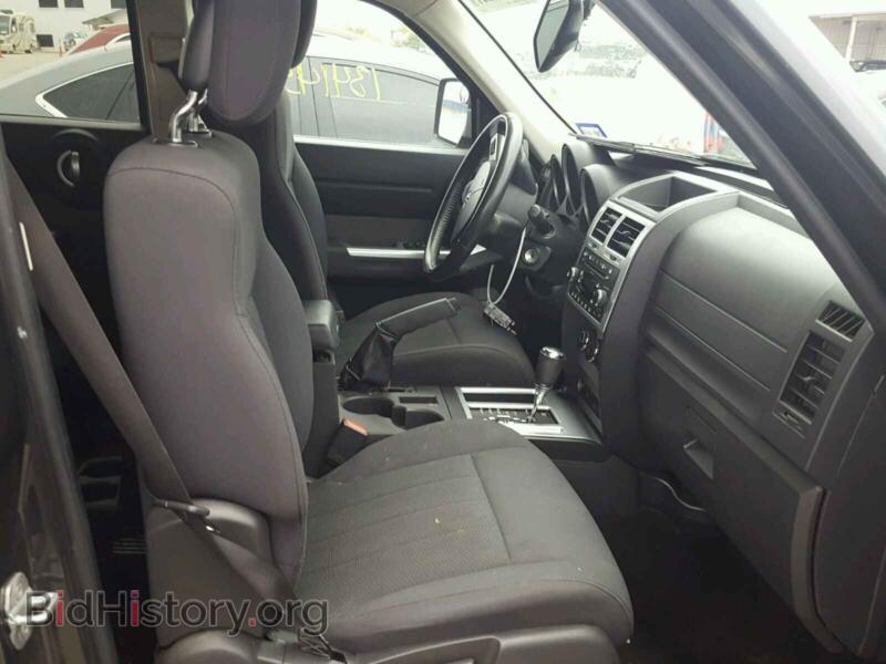 2011 Dodge NITRO (VIN 1D4PT5GK4BW553649) — фото 5 из 10