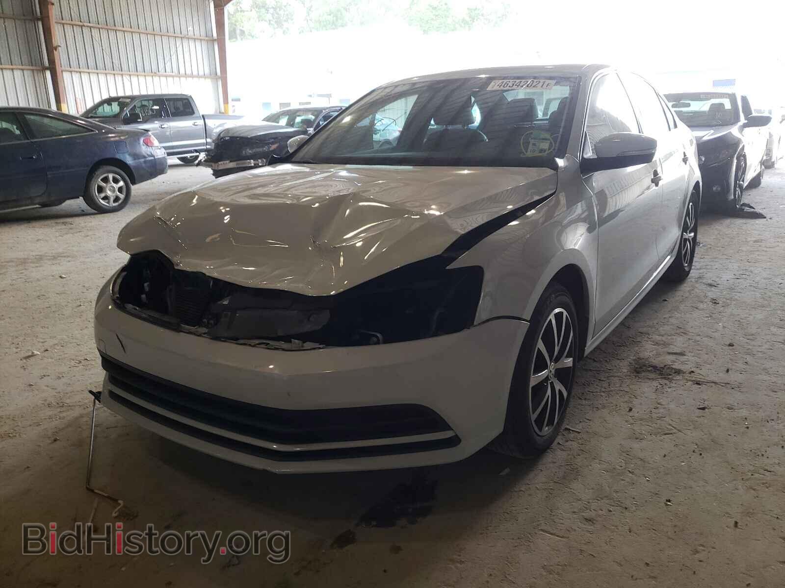 2017 VOLKSWAGEN JETTA - VIN: 3VWDB7AJ8HM413706 - Фото 2