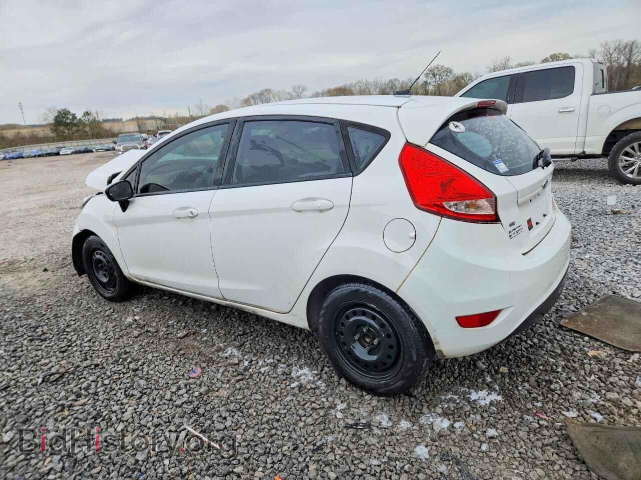 2011 FORD FIESTA - VIN: 3FADP4EJ8BM166326 - Фото 2