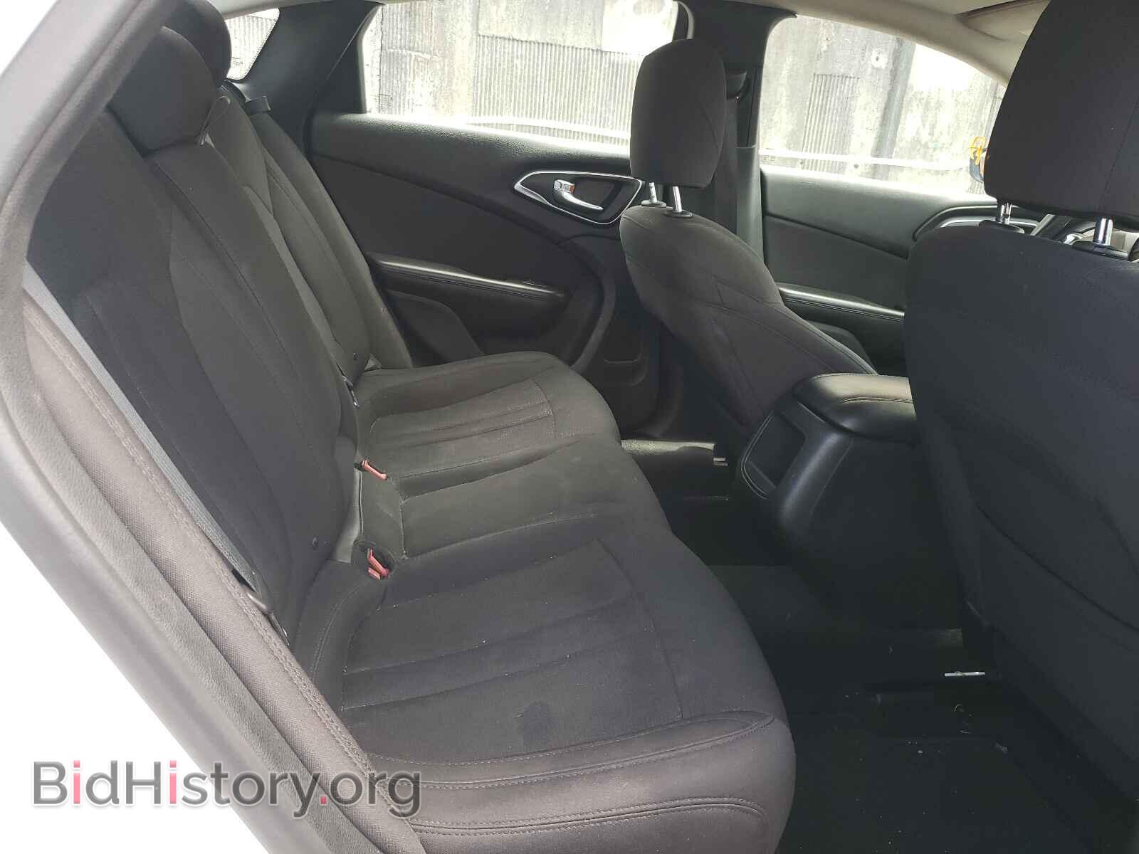 2015 CHRYSLER 200 - VIN: 1C3CCCAB5FN628576 - Фото 6