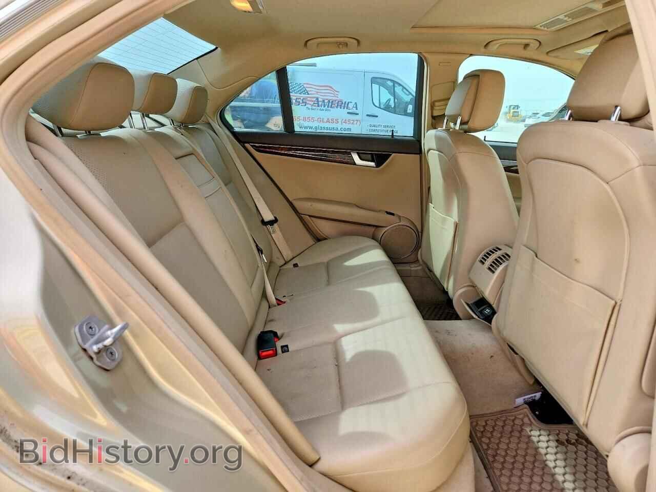 2012 MERCEDES-BENZ C-CLASS - VIN: WDDGF8BB3CR224282 - Фото 10