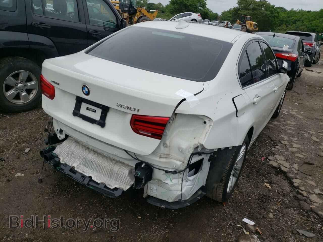 2017 BMW 3 SERIES - VIN: WBA8D9C37HA011601 - Фото 4