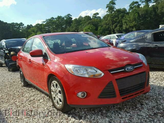 2012 Ford FOCUS Focus SE (VIN 1FAHP3F21CL272896) — фото 1 из 10, Copart, повреждение: задняя часть