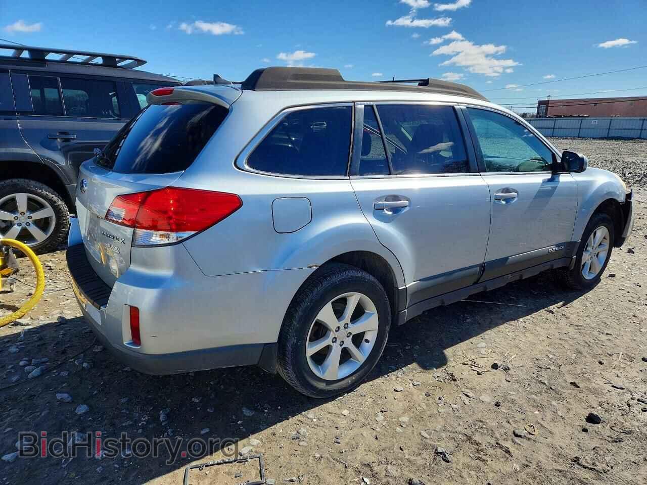 2014 SUBARU OUTBACK - VIN: 4S4BRBCC3E3215972 - Фото 3