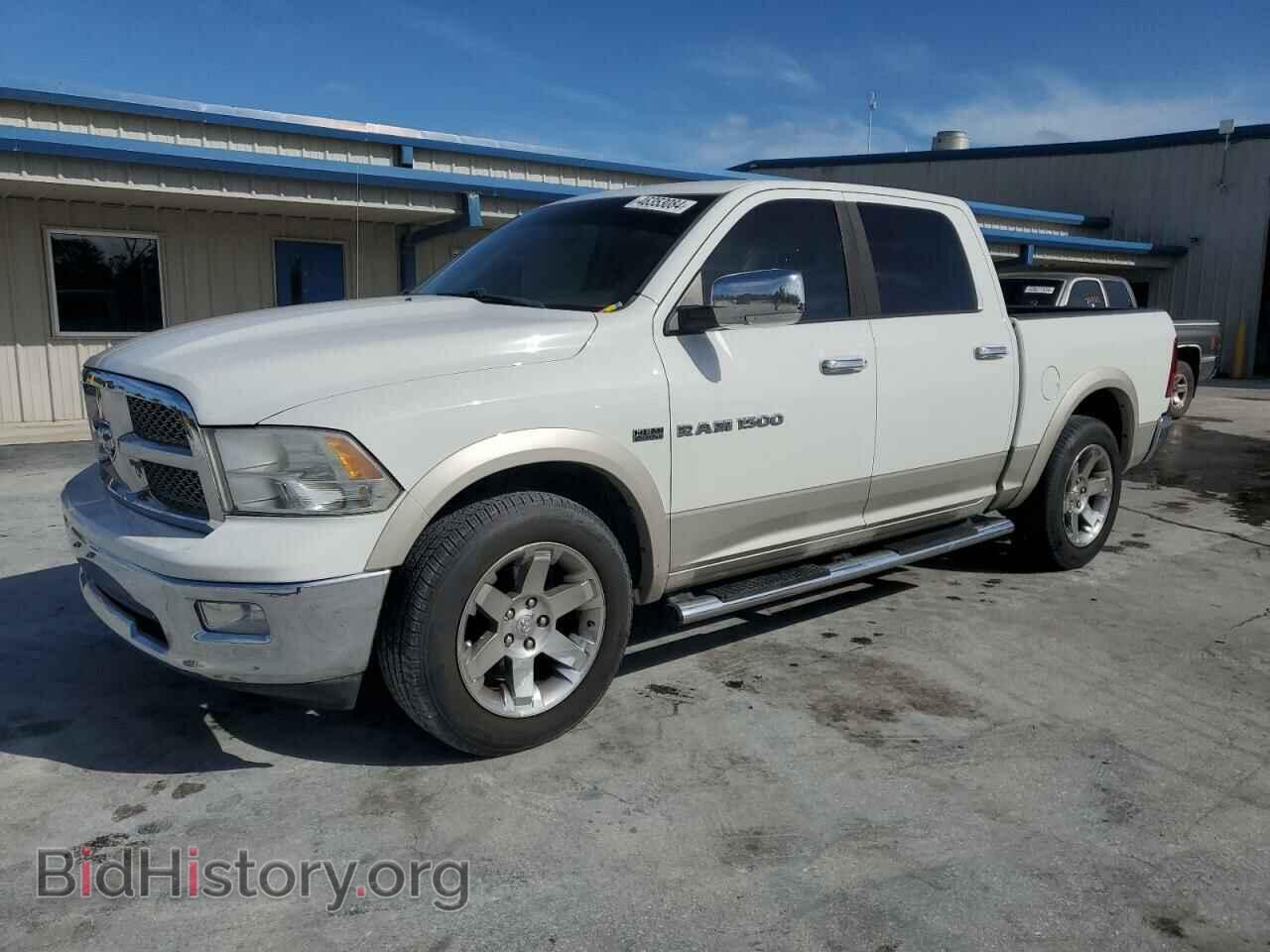 Photo 1D7RB1CT4BS614687 - DODGE All Models 2011