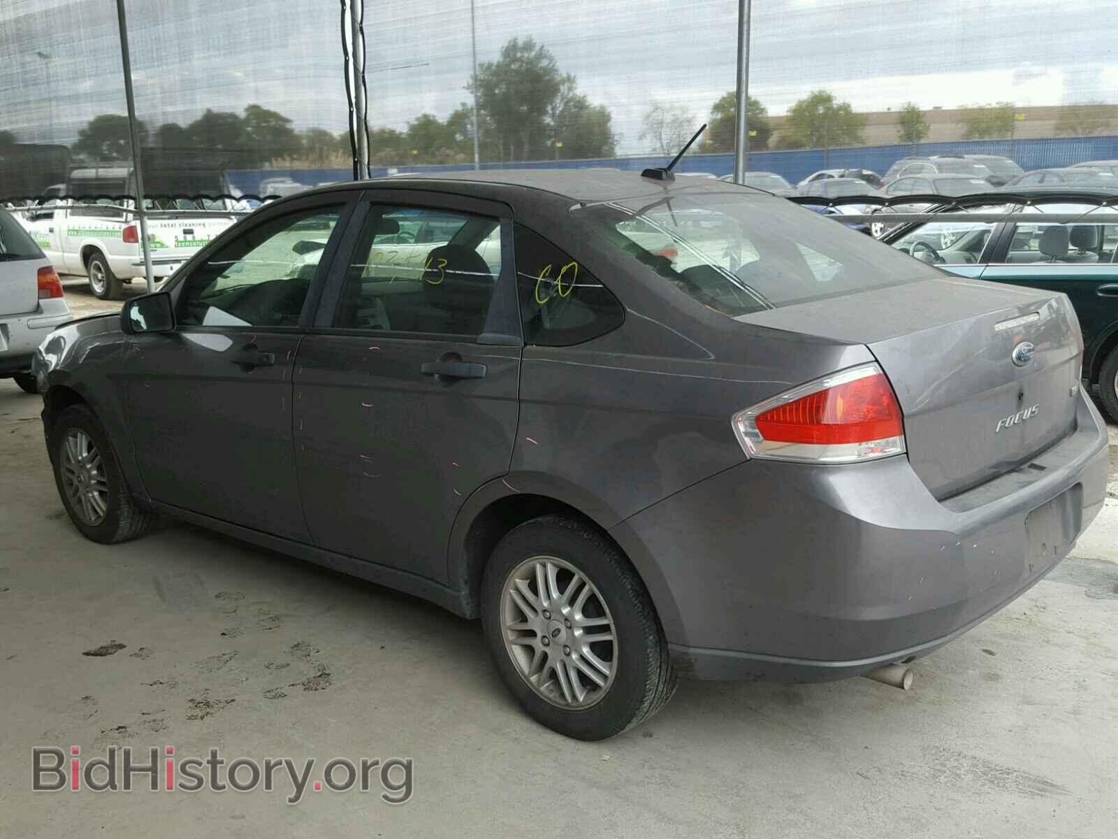2009 FORD FOCUS - VIN: 1FAHP35N99W243729 - Photo 3