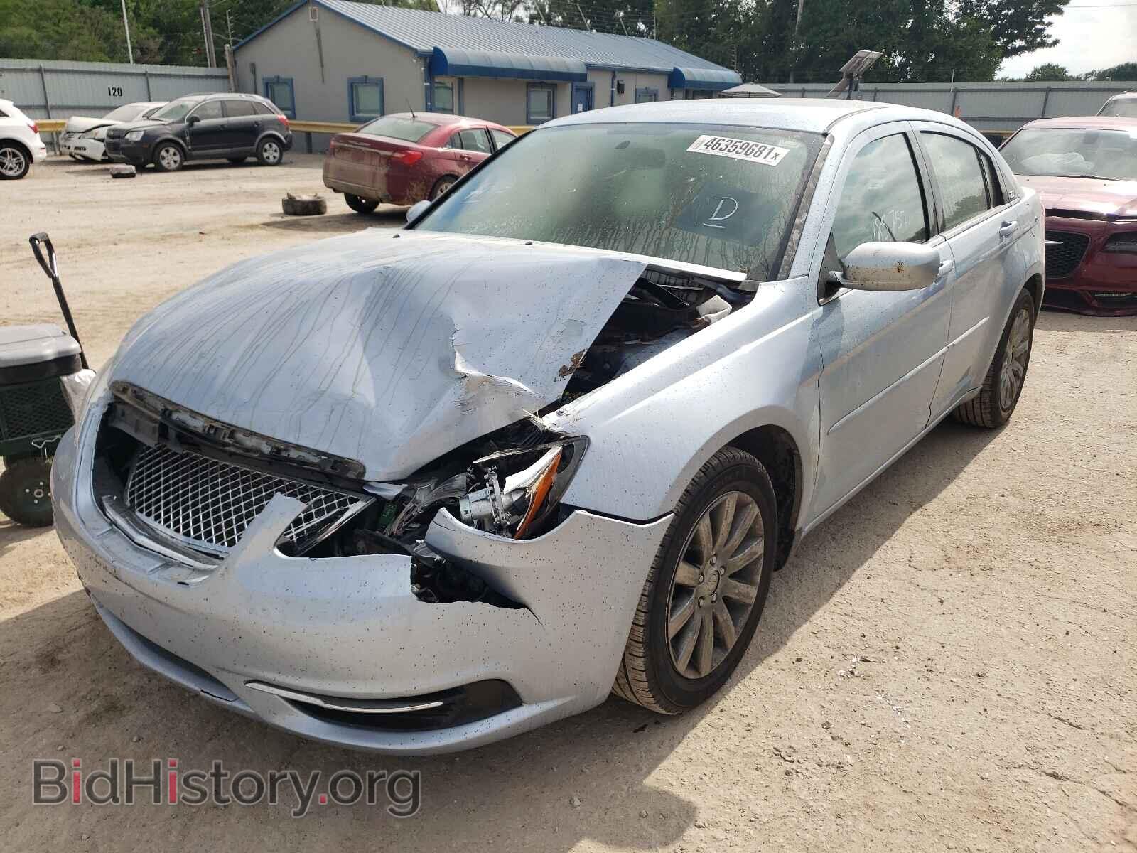 2013 CHRYSLER 200 - VIN: 1C3CCBBB4DN635783 - Фото 2