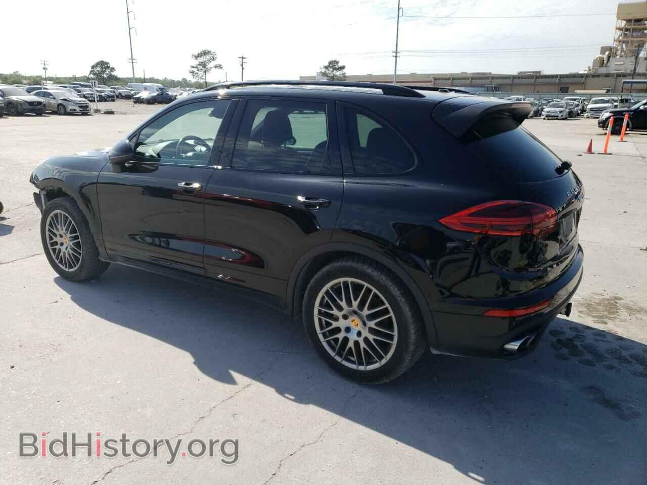 2017 PORSCHE CAYENNE - VIN: WP1AB2A20HLA51114 - Фото 2