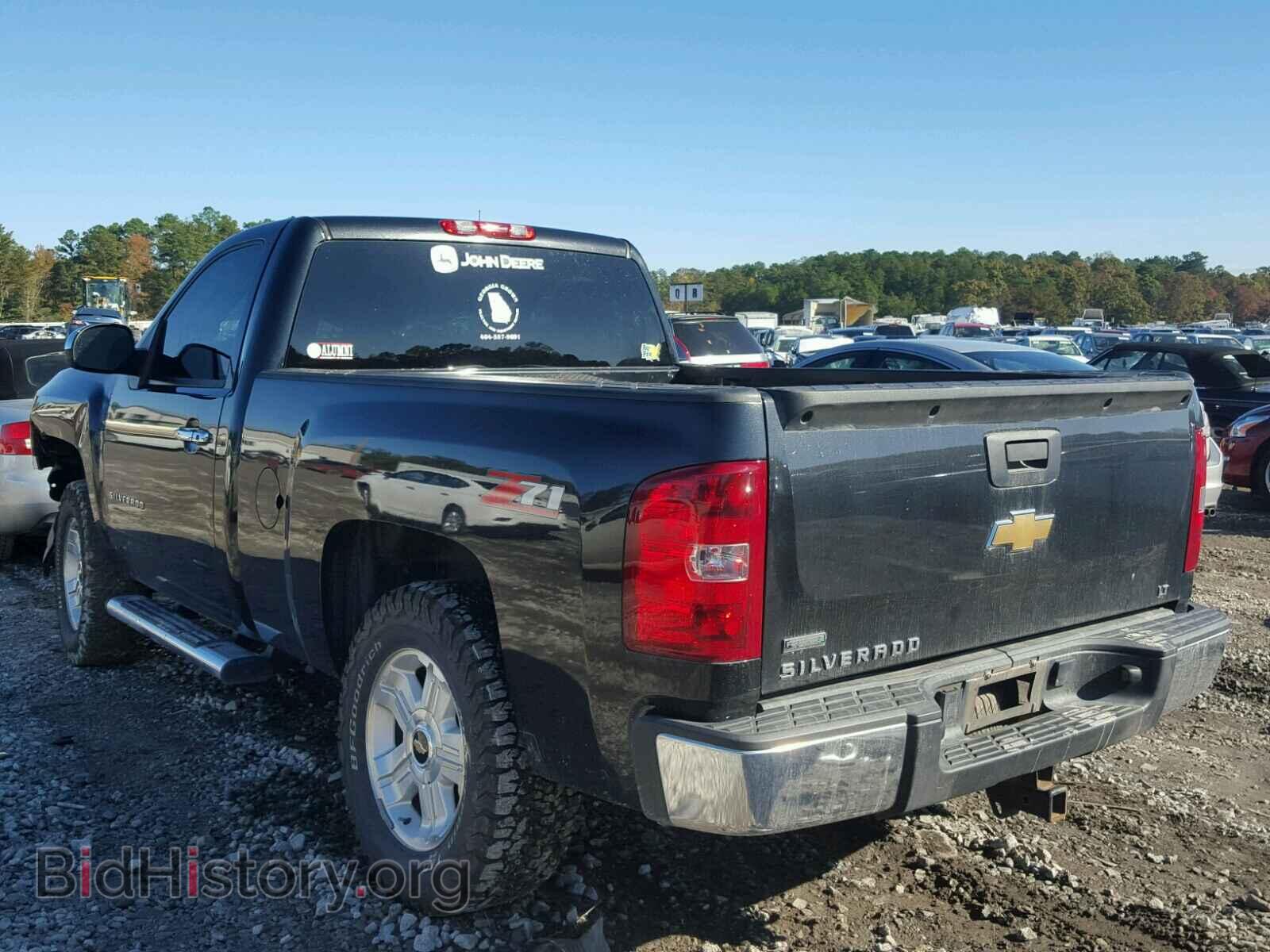 2010 CHEVROLET SILVERADO - VIN: 1GCPCSE03AZ212737 - Фото 3