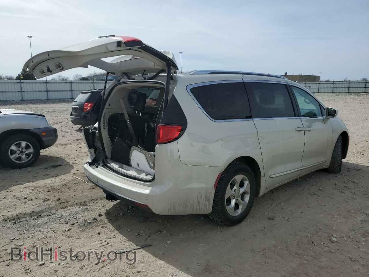 2017 CHRYSLER PACIFICA - VIN: 2C4RC1EGXHR622665 - Photo 3