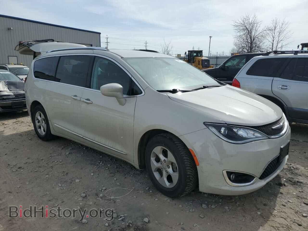 2017 CHRYSLER PACIFICA - VIN: 2C4RC1EGXHR622665 - Photo 4