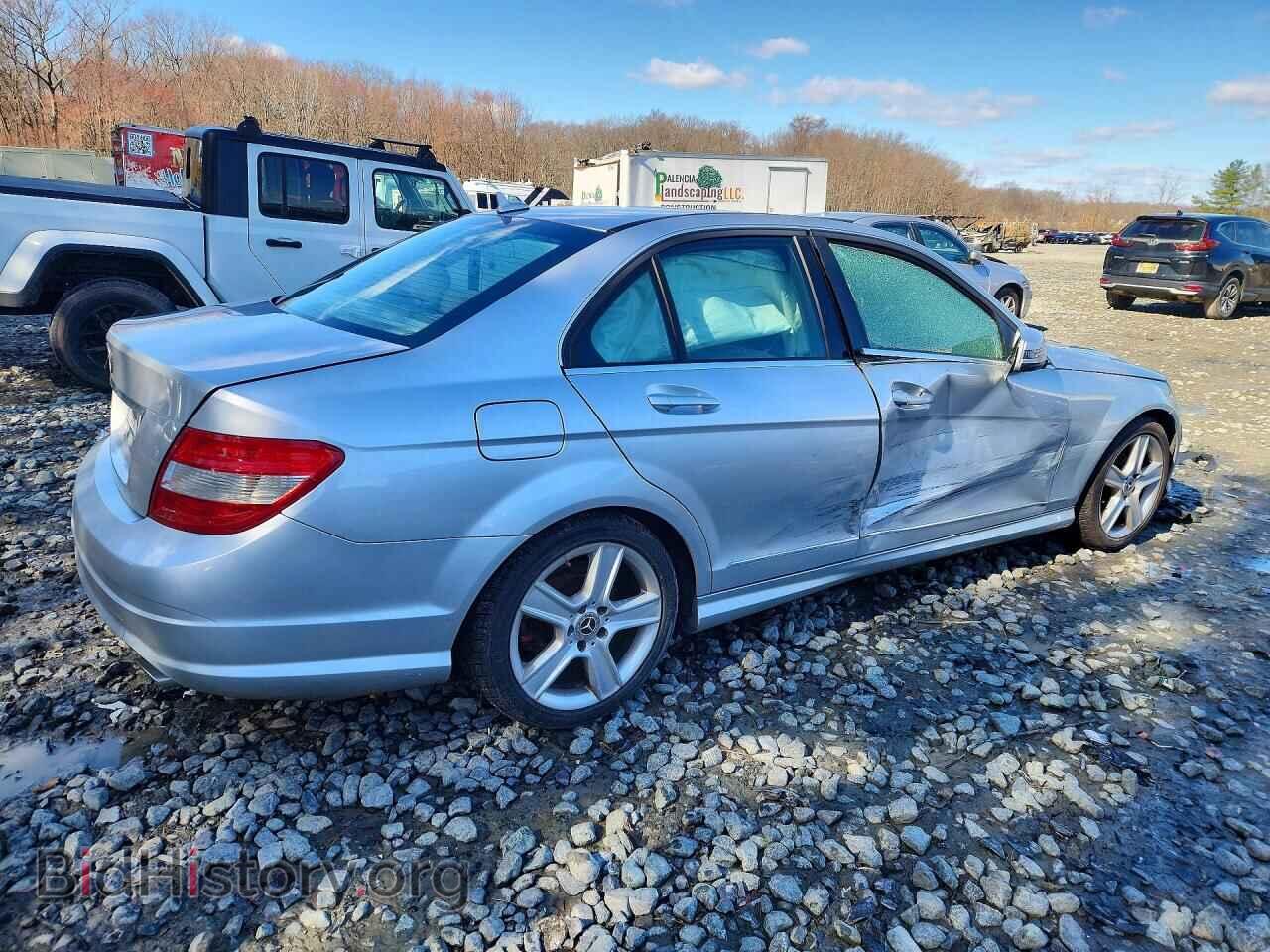 2011 MERCEDES-BENZ C-CLASS - VIN: WDDGF5EB2BF635957 - Фото 3