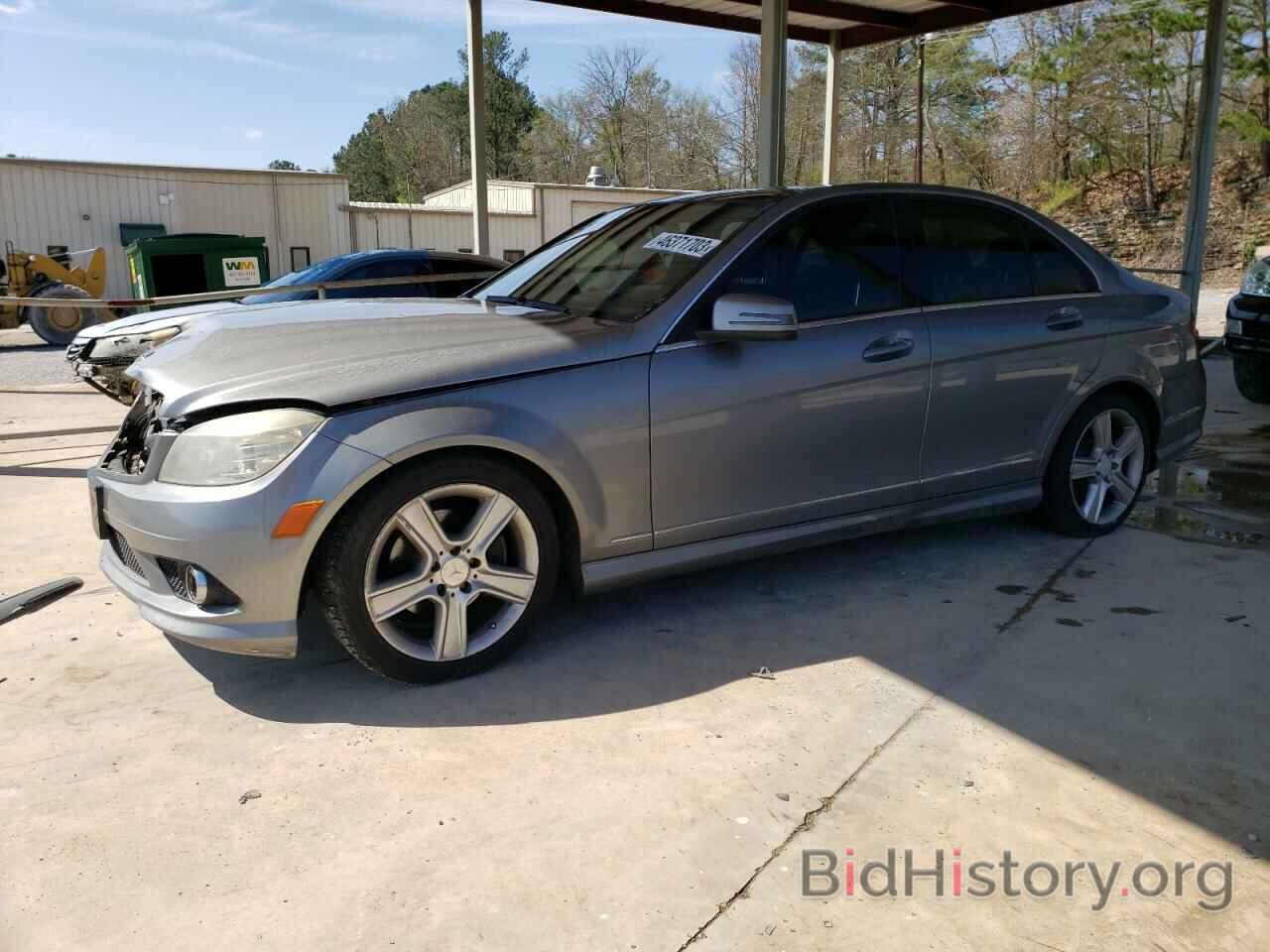 Photo WDDGF8BB9AF387694 - MERCEDES-BENZ C-CLASS 2010