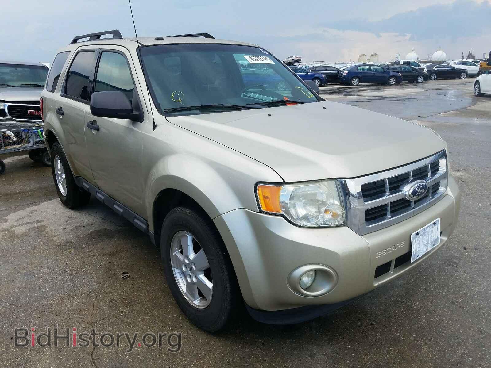 Фотография 1FMCU0DG3CKA77832 - FORD ESCAPE 2012