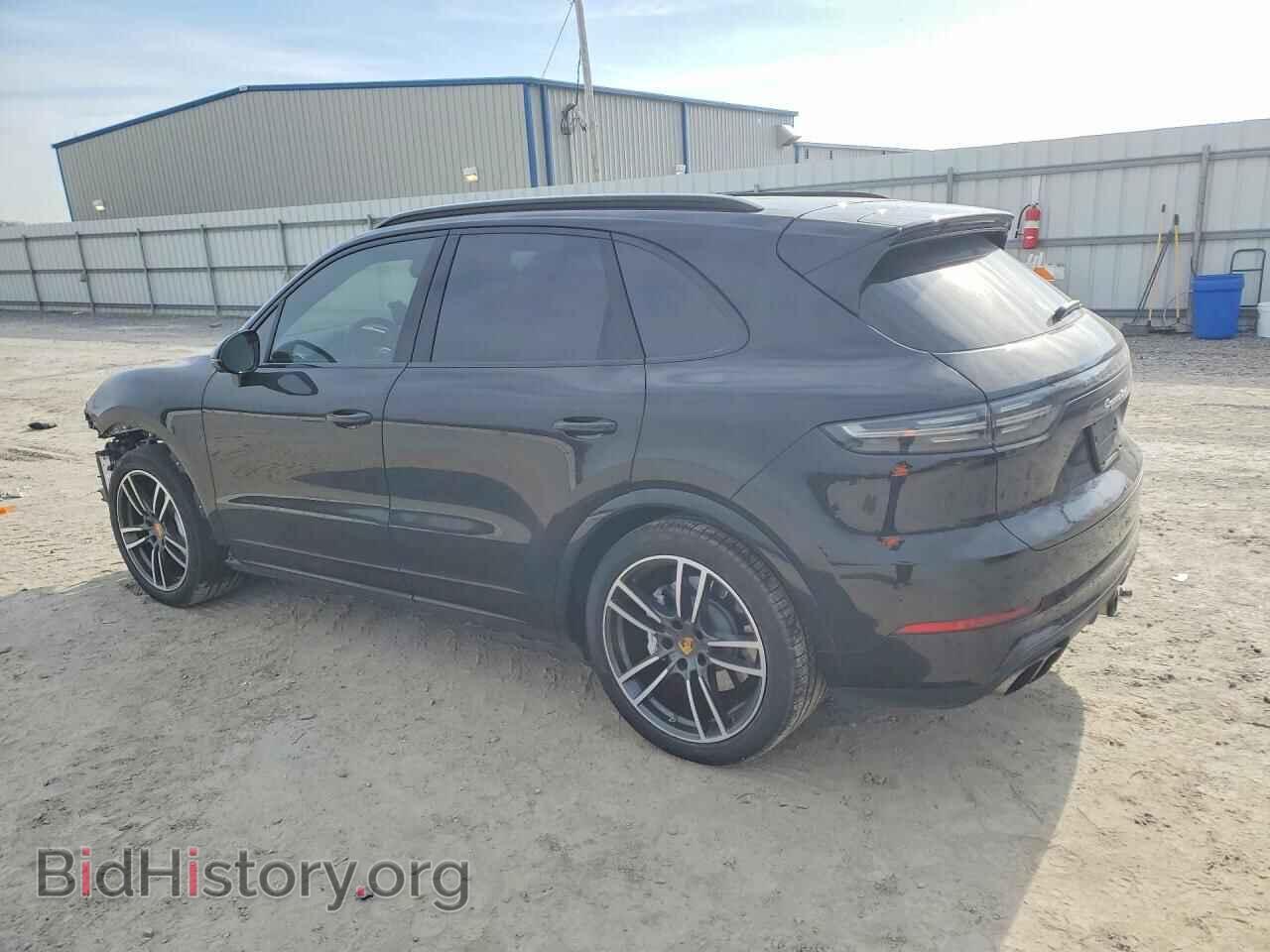 2021 PORSCHE CAYENNE - VIN: WP1AF2AY5MDA36220 - Photo 2