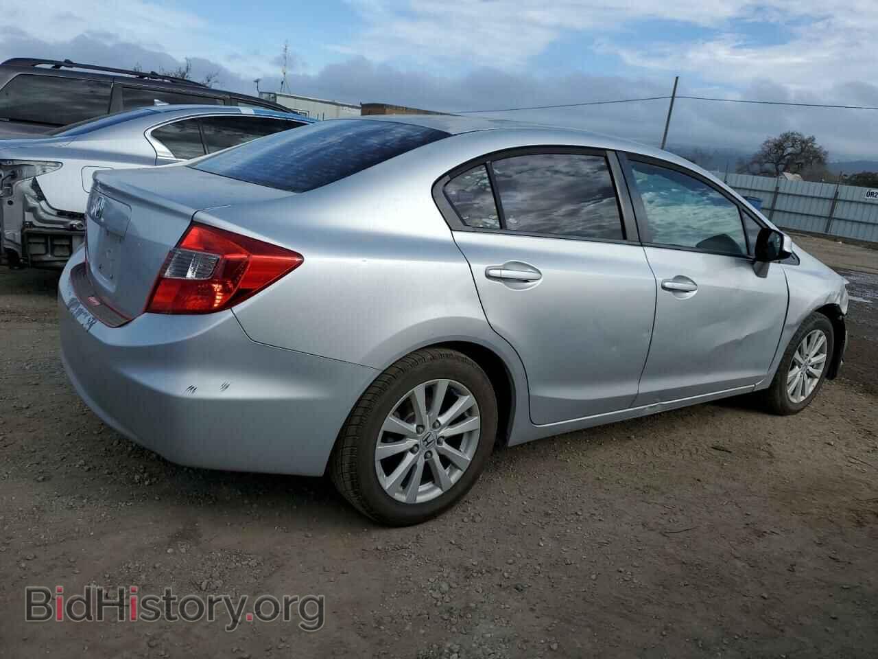 2012 HONDA CIVIC - VIN: 2HGFB2F84CH312417 - Фото 3