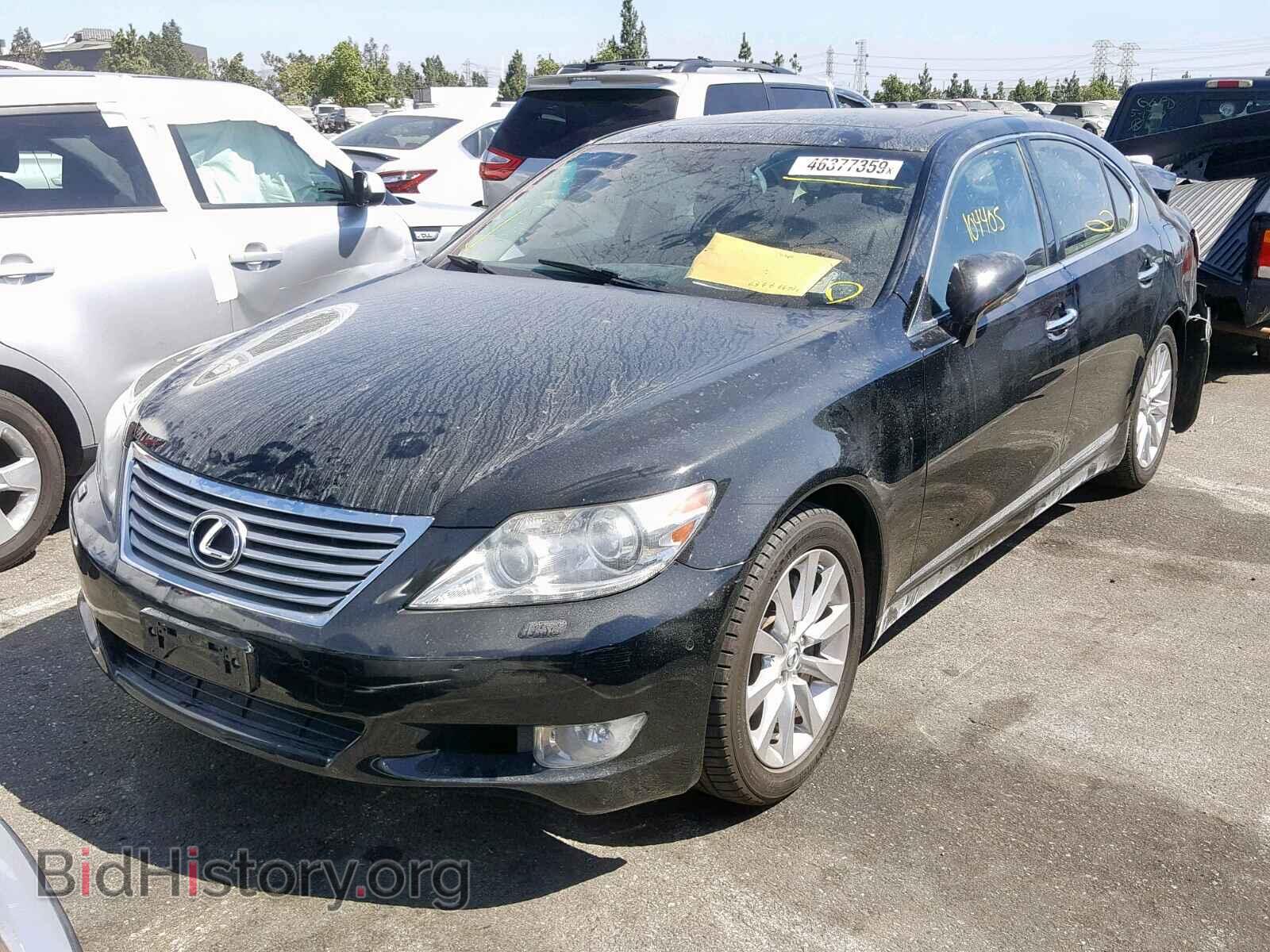 2012 LEXUS LS460 - VIN: JTHBL5EF9C5113686 - Photo 2