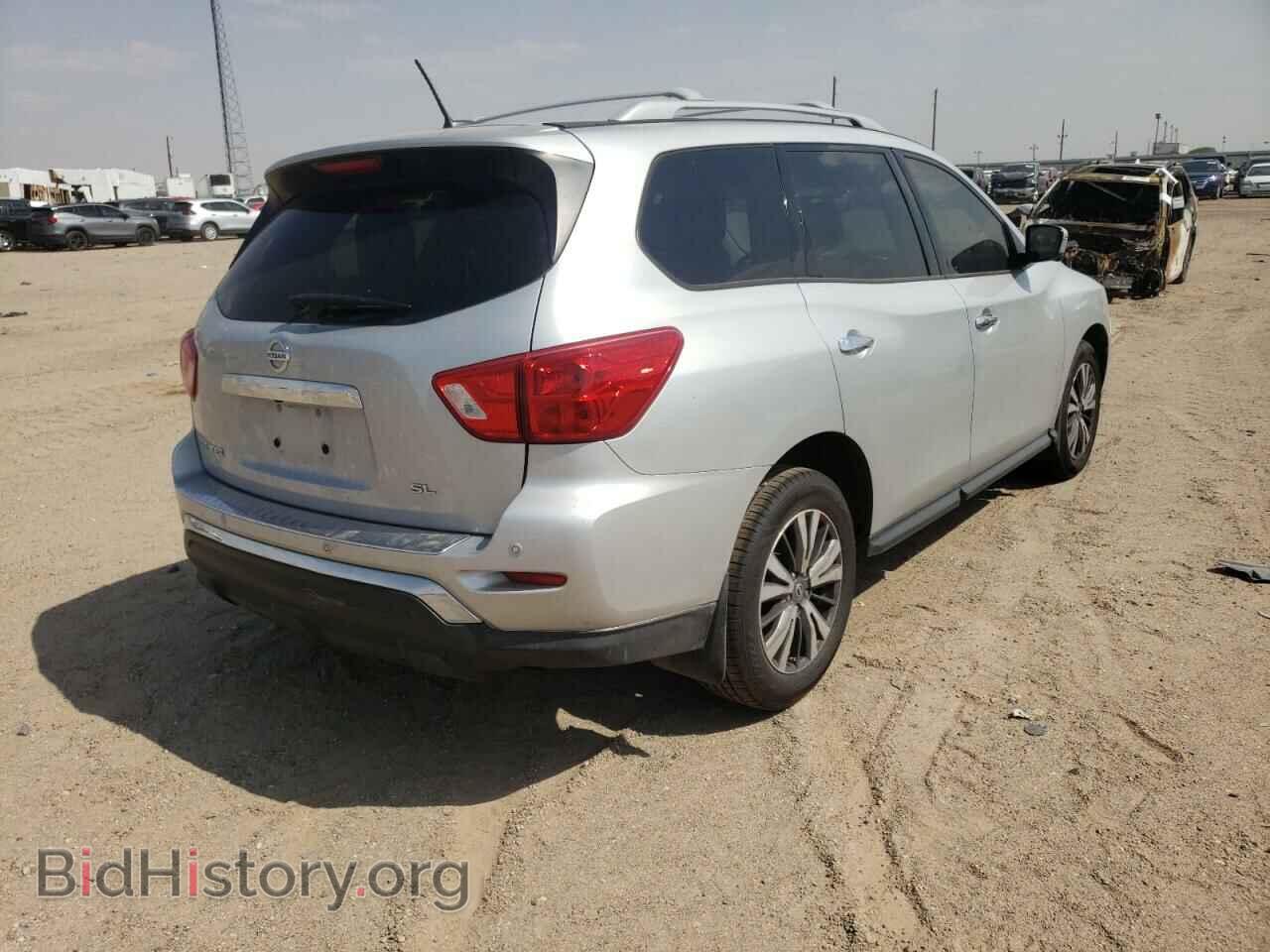 2017 NISSAN PATHFINDER - VIN: 5N1DR2MN9HC631652 - Фото 4