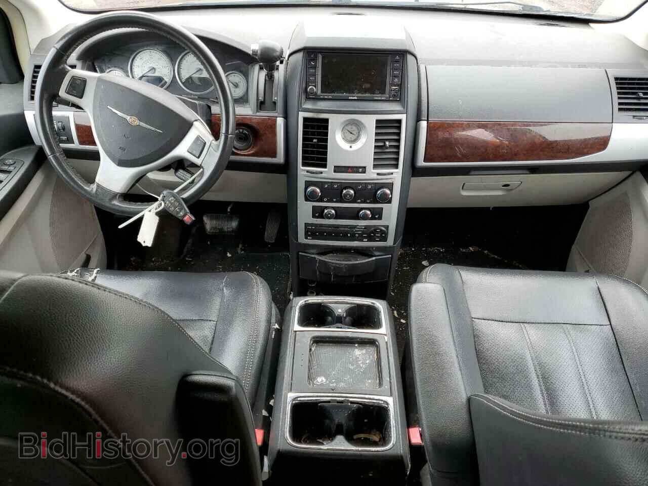 2010 CHRYSLER MINIVAN - VIN: 2A4RR8D17AR479601 - Фото 8