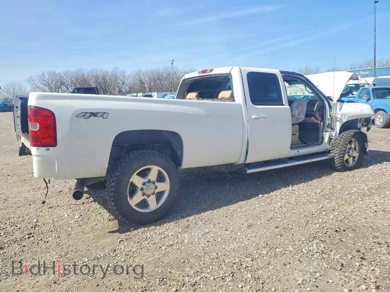 2011 GMC SIERRA - VIN: 1GT424C89BF128287 - Фото 3