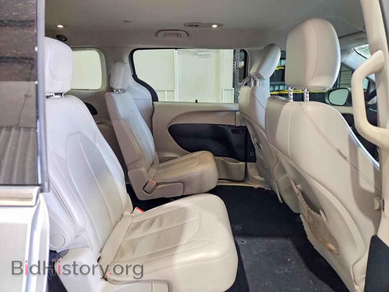 2018 CHRYSLER PACIFICA - VIN: 2C4RC1BG9JR247698 - Фото 11