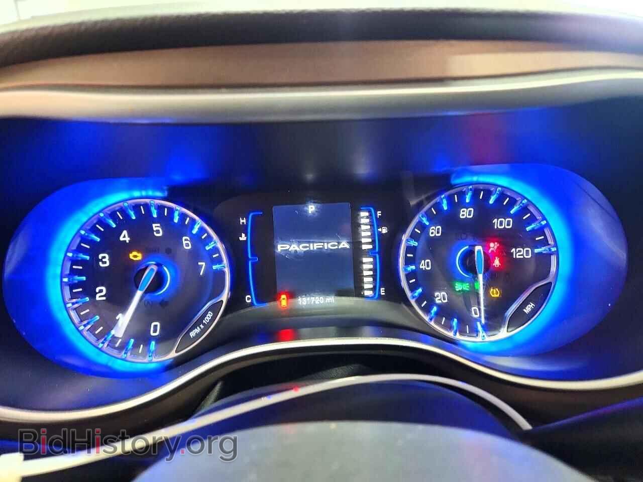 2018 CHRYSLER PACIFICA - VIN: 2C4RC1BG9JR247698 - Фото 9