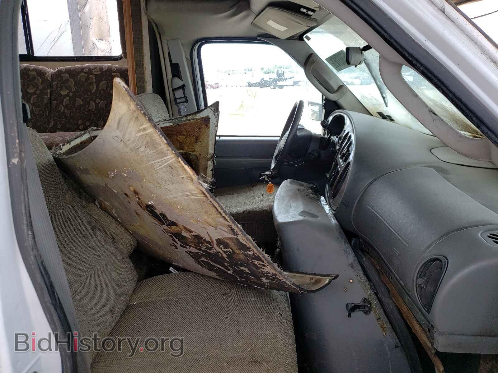 2007 FORD ECONOLINE - VIN: 1FDXE45S17DA42256 - Фото 5