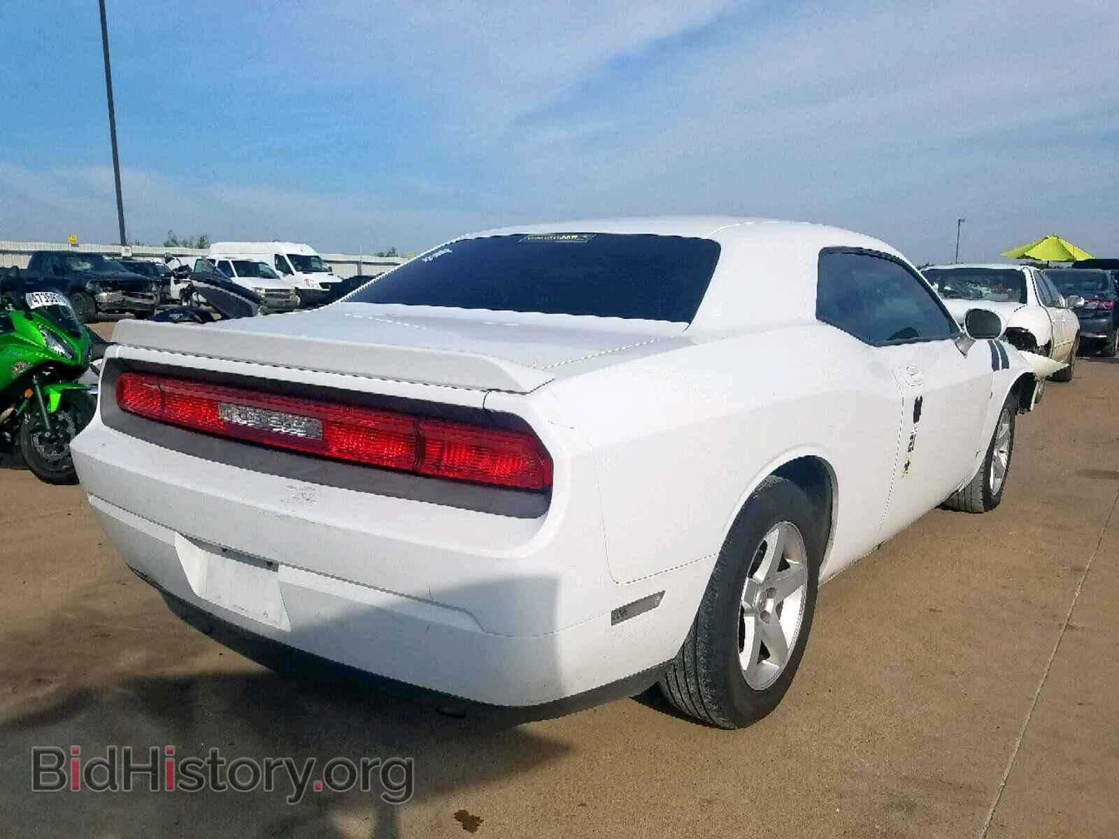 2010 DODGE CHALLENGER - VIN: 2B3CJ4DVXAH320528 - Photo 4