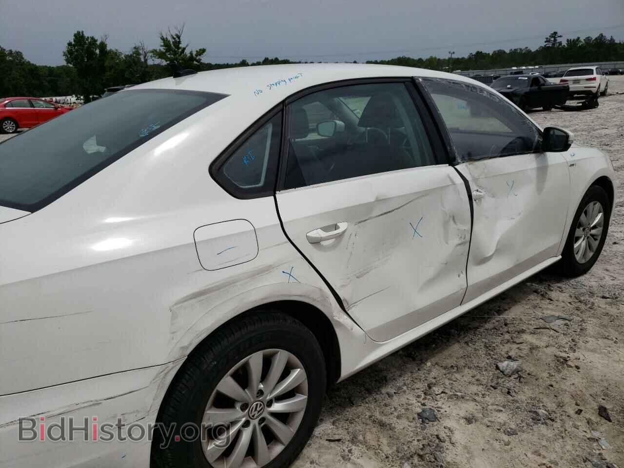 2015 VOLKSWAGEN PASSAT - VIN: 1VWAT7A39FC013282 - Фото 9