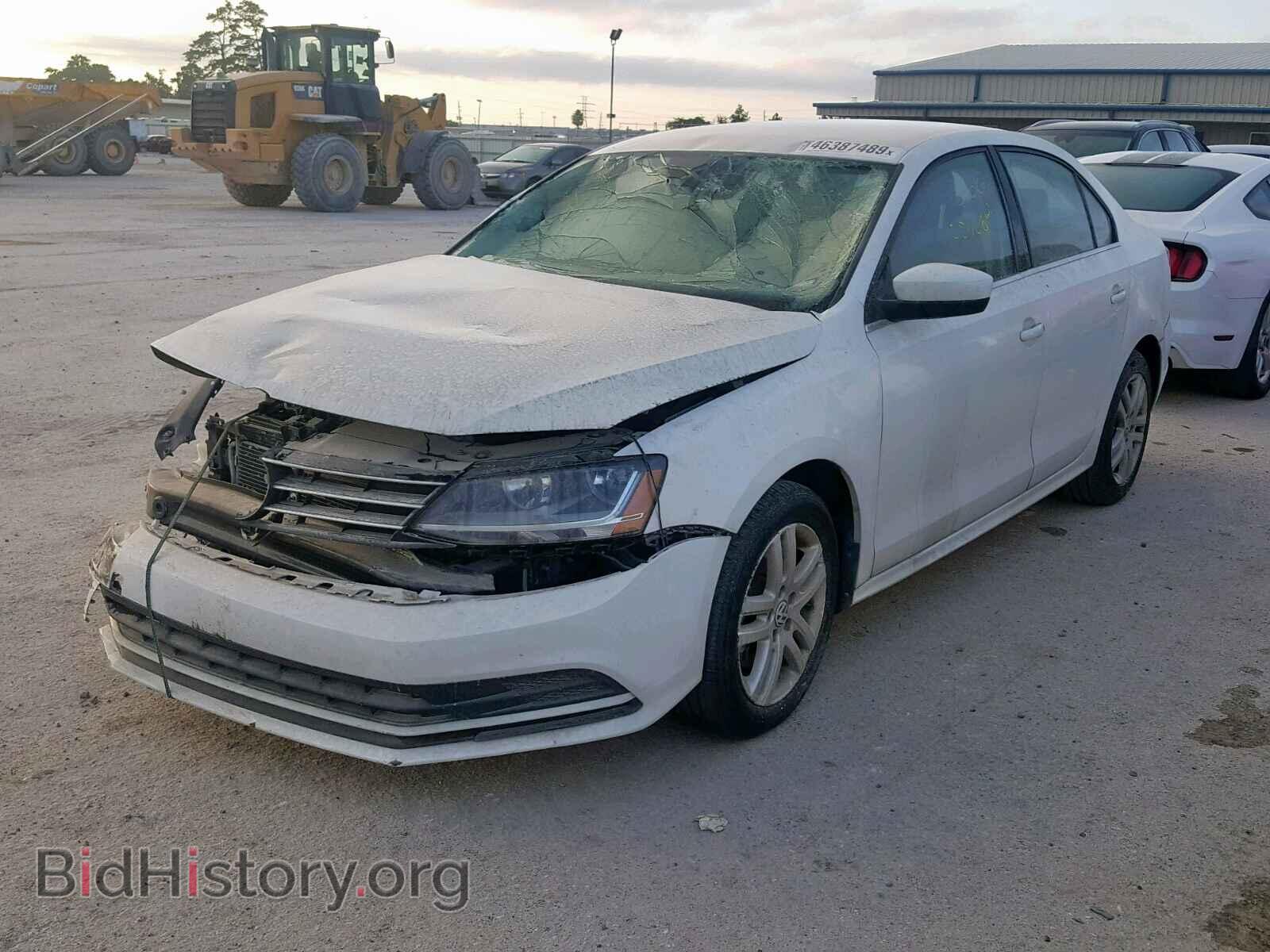 2017 VOLKSWAGEN JETTA - VIN: 3VW2B7AJ7HM209129 - Photo 2