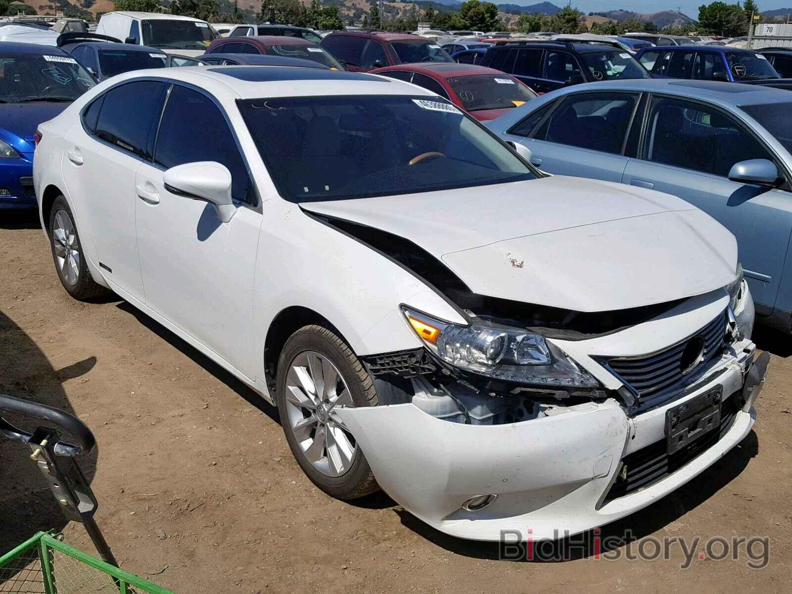 Фотография JTHBW1GG4D2017103 - LEXUS ES300 2013