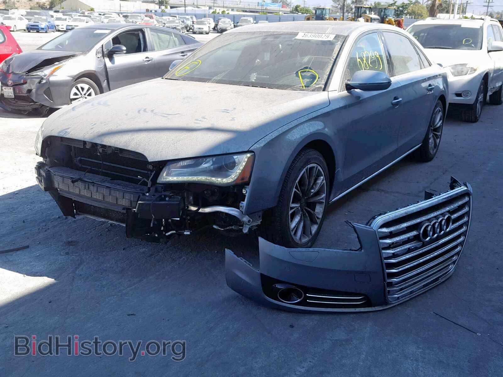 2011 AUDI A8 - VIN: WAURVAFD6BN010902 - Фото 2