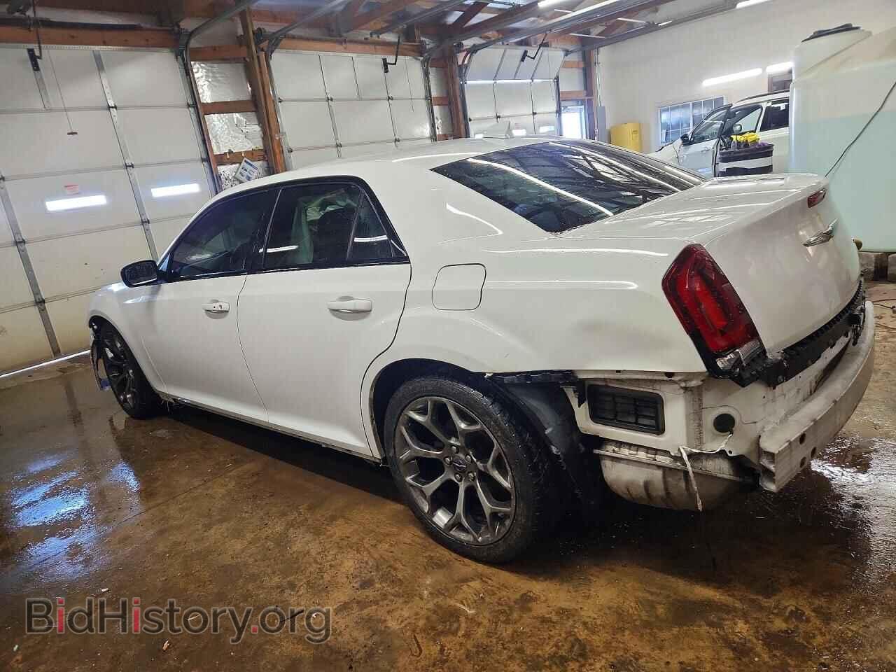 2018 CHRYSLER 300 - VIN: 2C3CCAAG4JH294008 - Фото 2