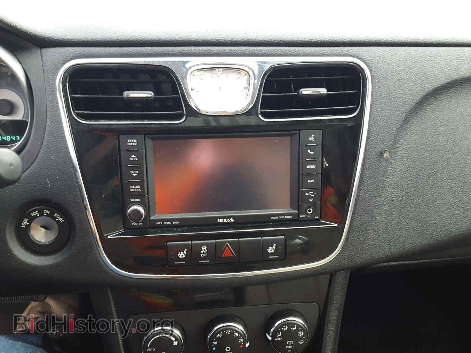 2011 CHRYSLER 200 - VIN: 1C3BC2FG2BN602022 - Фото 9