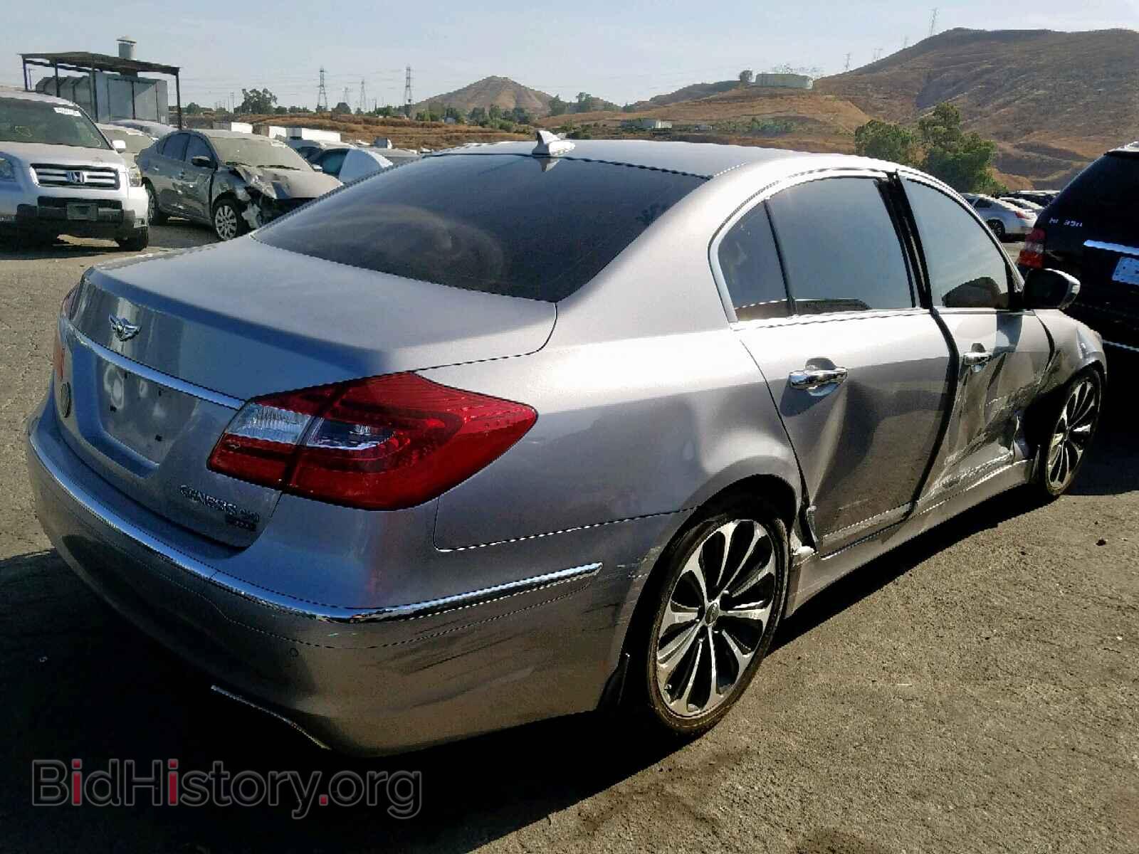 2013 HYUNDAI GENESIS - VIN: KMHGC4DHXDU219863 - Фото 4